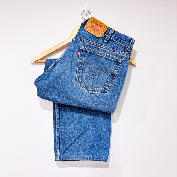 LEVI'S 505 Light blue straight leg jeans - Picture 9 of 10